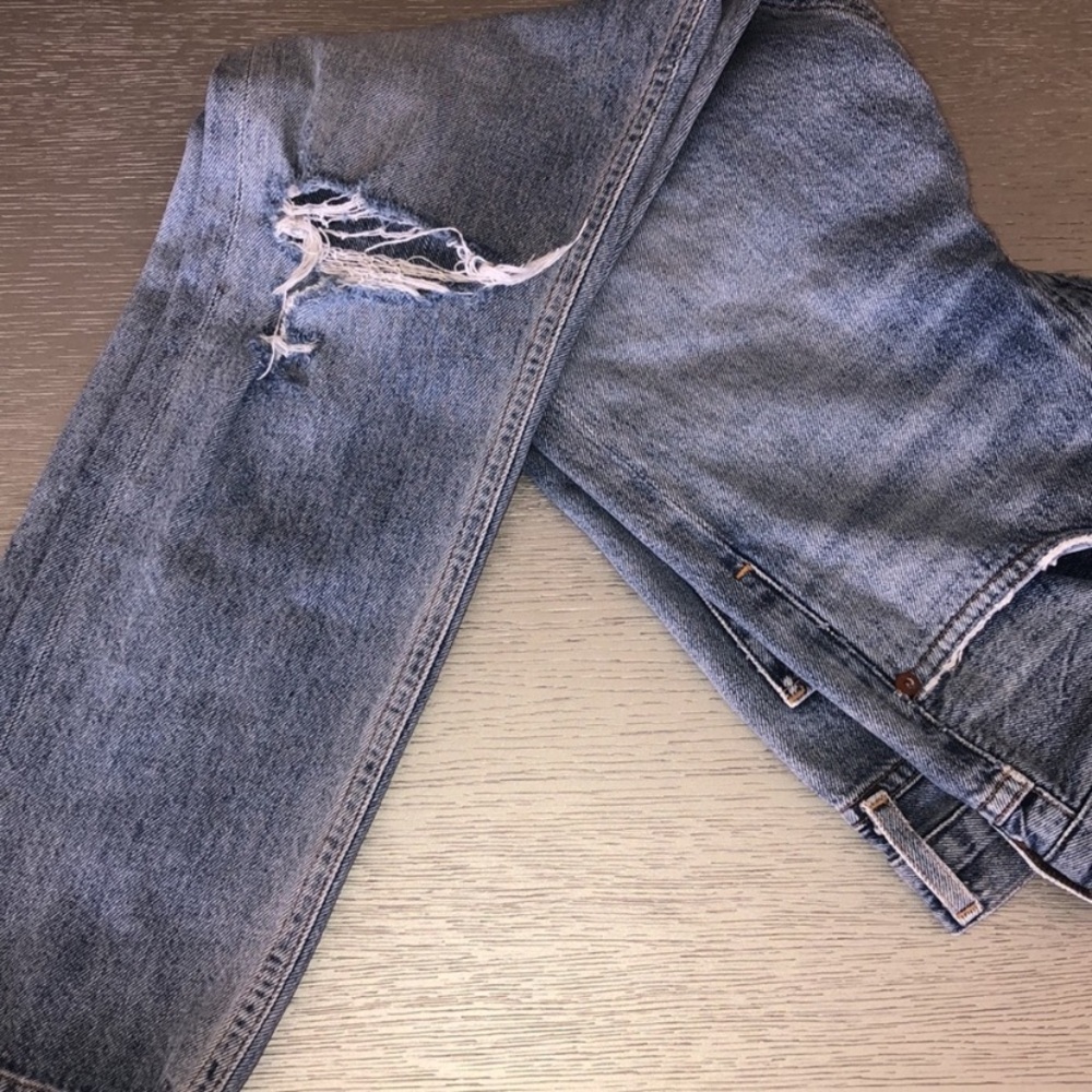 Agolde Women's  Classic High Rise Distressed Jeans Light Wash Size 25 - Picture 4 of 7